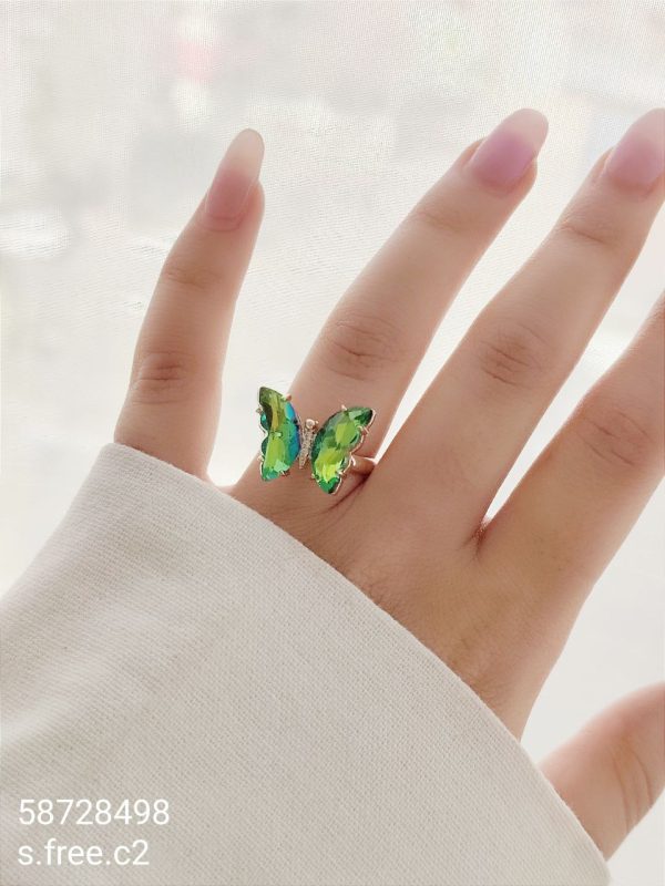 انگشتر دخترانه طرح پروانه فری سایز رنگ ثابت دارای رنگ بندی