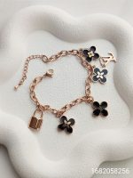 دستبند زنانه استیل طرح گل چهارپر