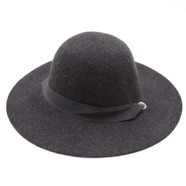 کلاه دخترانه لبه دار رنگ ذغالی کلاسیک نمدی فلاپی باند روبانی آویز