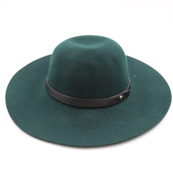 کلاه دخترانه لبه دار رنگ سبز کلاسیک نمدی فلاپی دور بلند باند چرمی دکمه دار