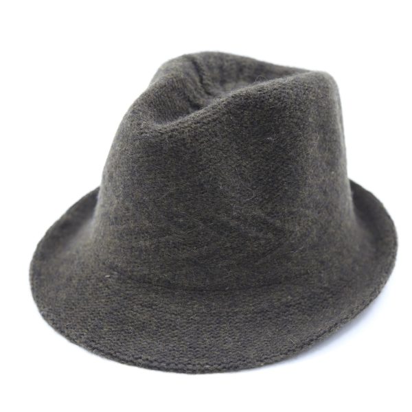 کلاه شاپو مردانه لبه دار طرح کلاسیک رنگ یشمی بافت بیسیک با طرح تیخ ماهی